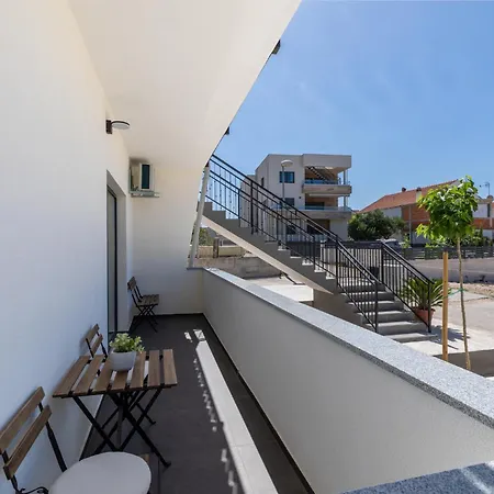 New Denis 2 Lejlighed *