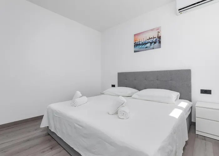 Apartman New Denis 2 Vodice